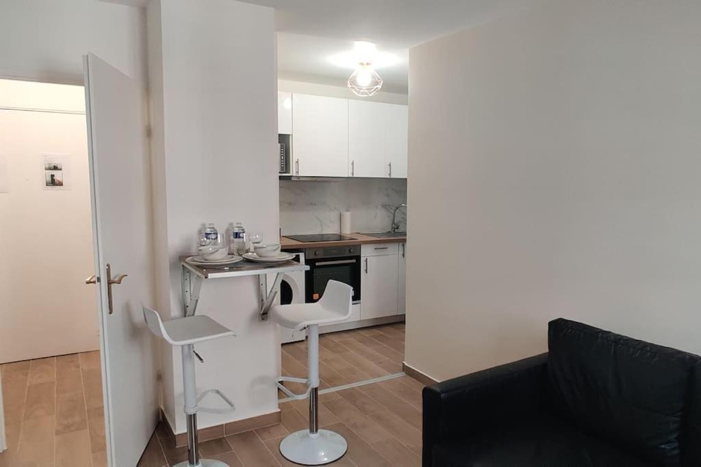 Appart Cosy Auber Porte De Paris Aubervilliers Zewnętrze zdjęcie